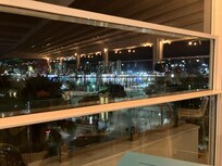 Utsikt från takbaren.