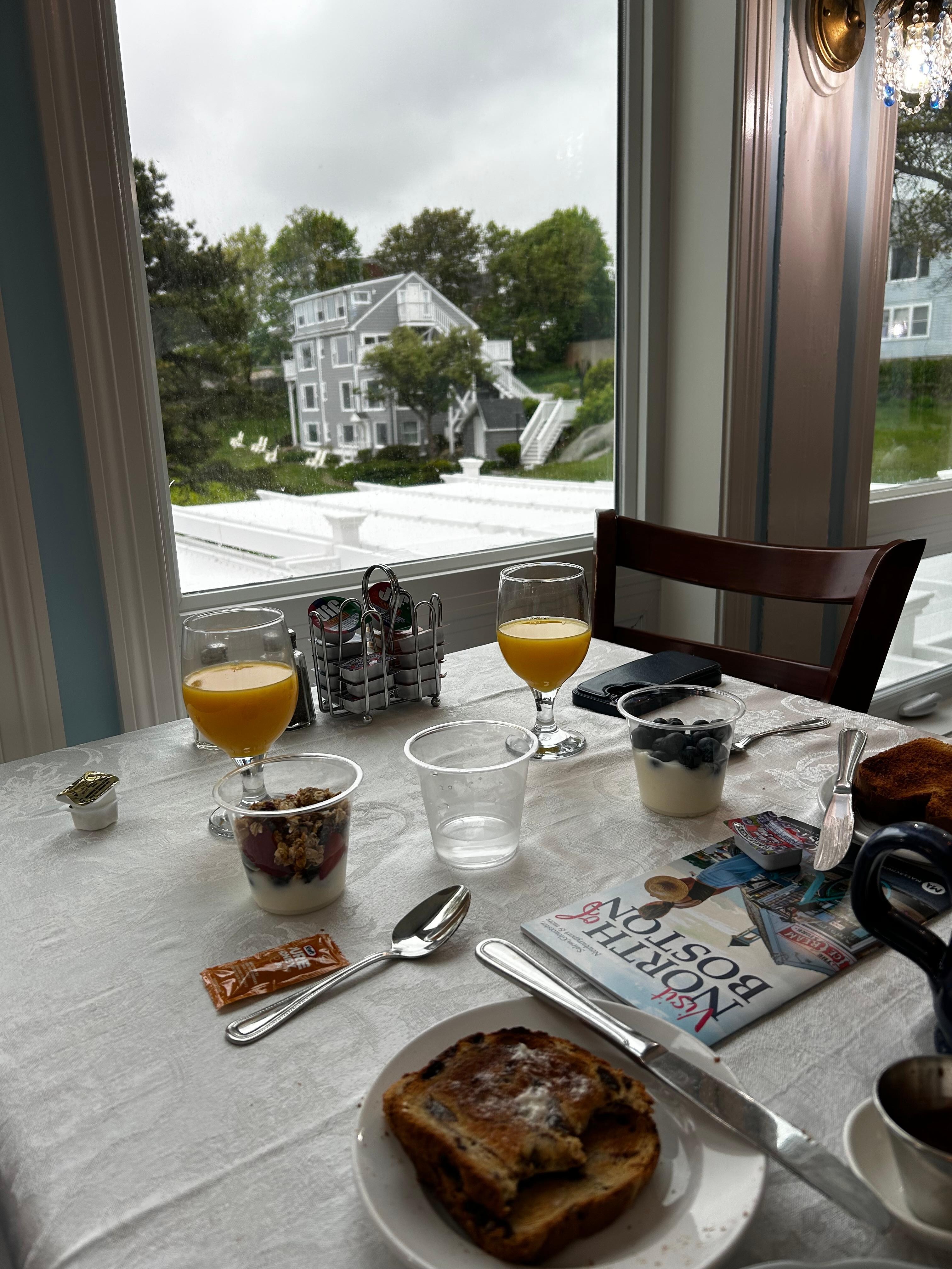 Breakfast!!