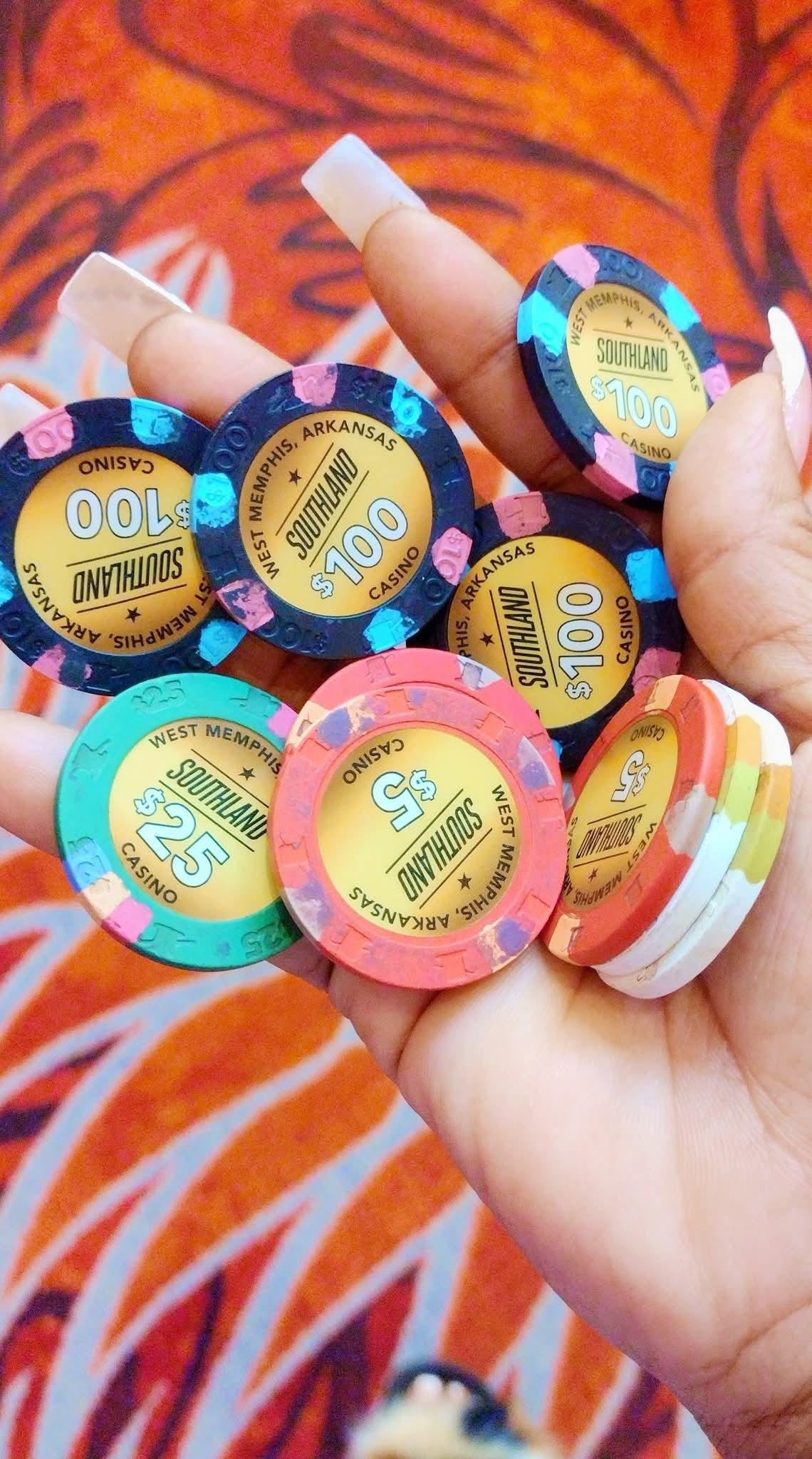 ROULETTE TABLE WINNER!!!! 