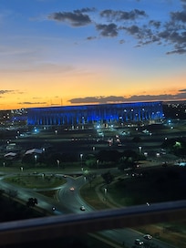 Por do Sol no bar da piscina