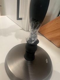 Broken paper towel holder