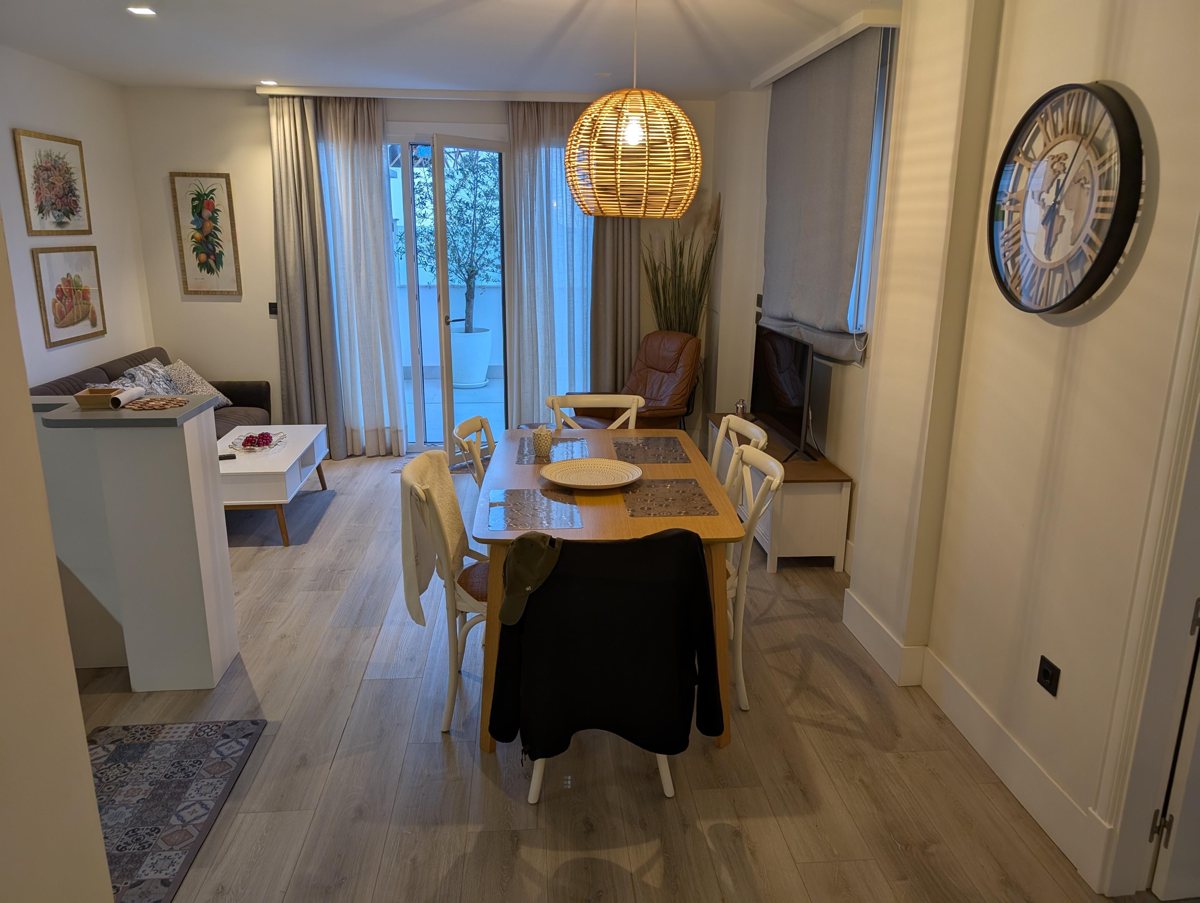 301 - living room & kitchen