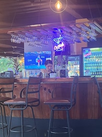 Restaurante and bar, excelente
