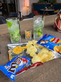Mojito (and snacks) @thegraduate bar