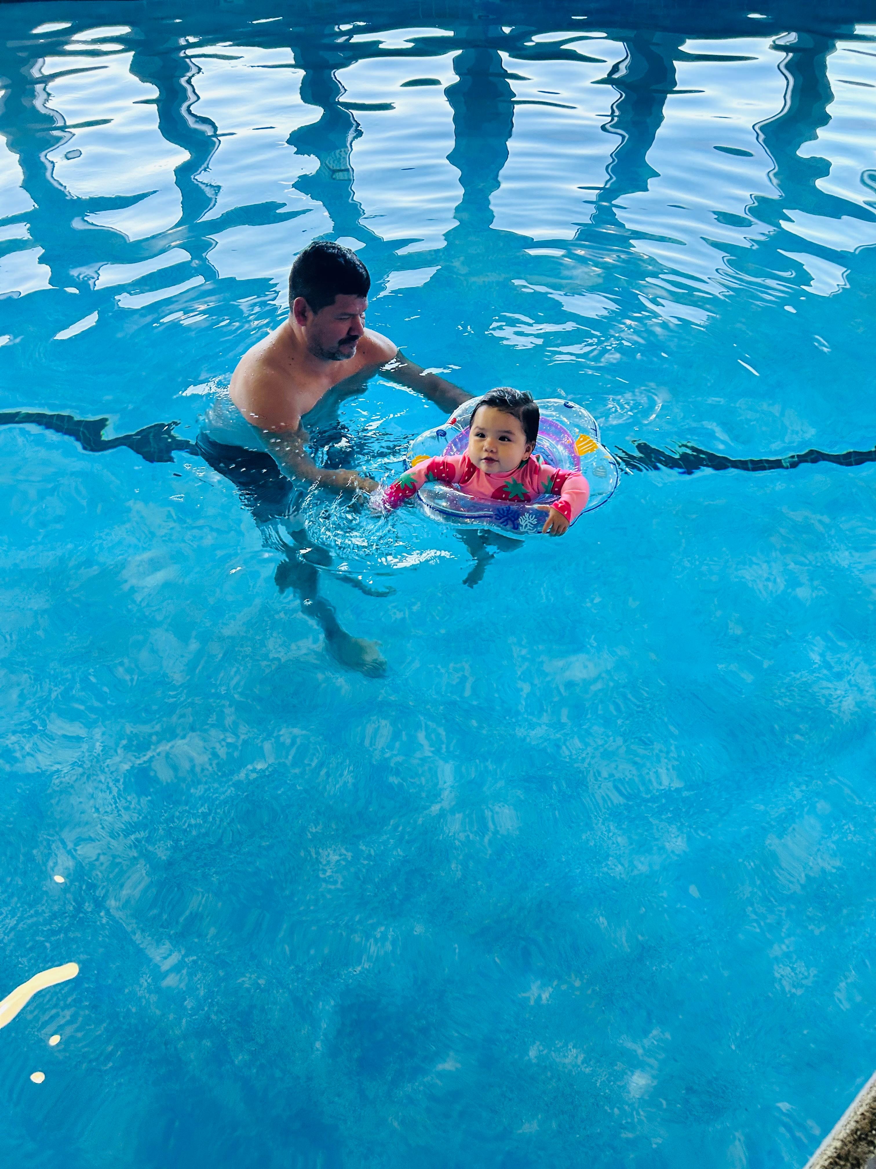 La piscina limpia y caliente 