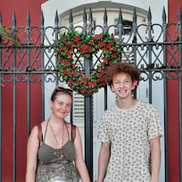 High school graduates in the park in old San Juan. Ah young love...