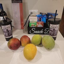 Tasty mangoes from the tree on the premises. Snacks and drinks stocked in the room for our convenience. You pay only for what is used.