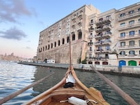 Gondola to get across the harbor to seafood restaurants