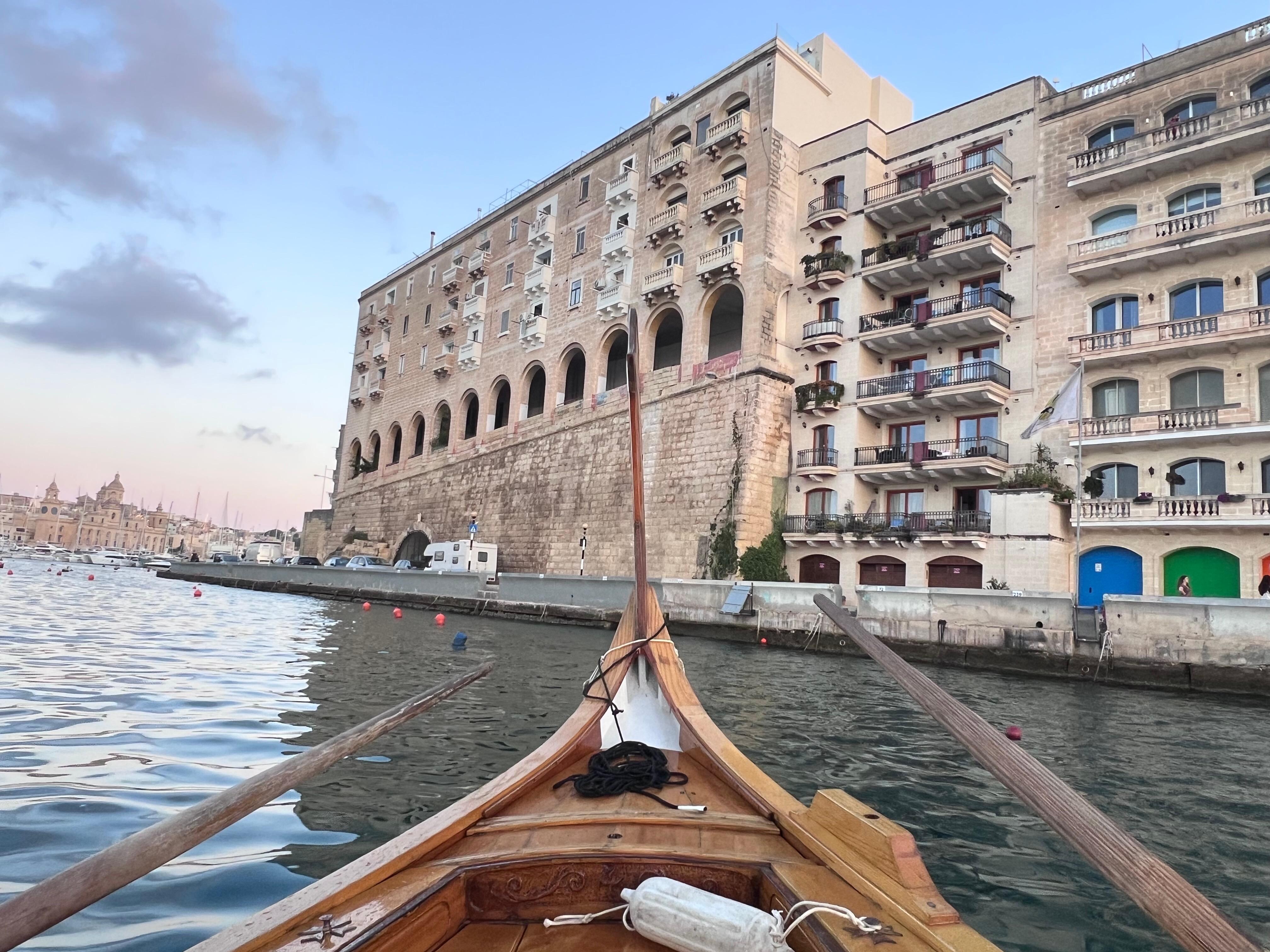 Gondola to get across the harbor to seafood restaurants