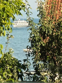 Blick vom Balkon aus (herangezoomt)