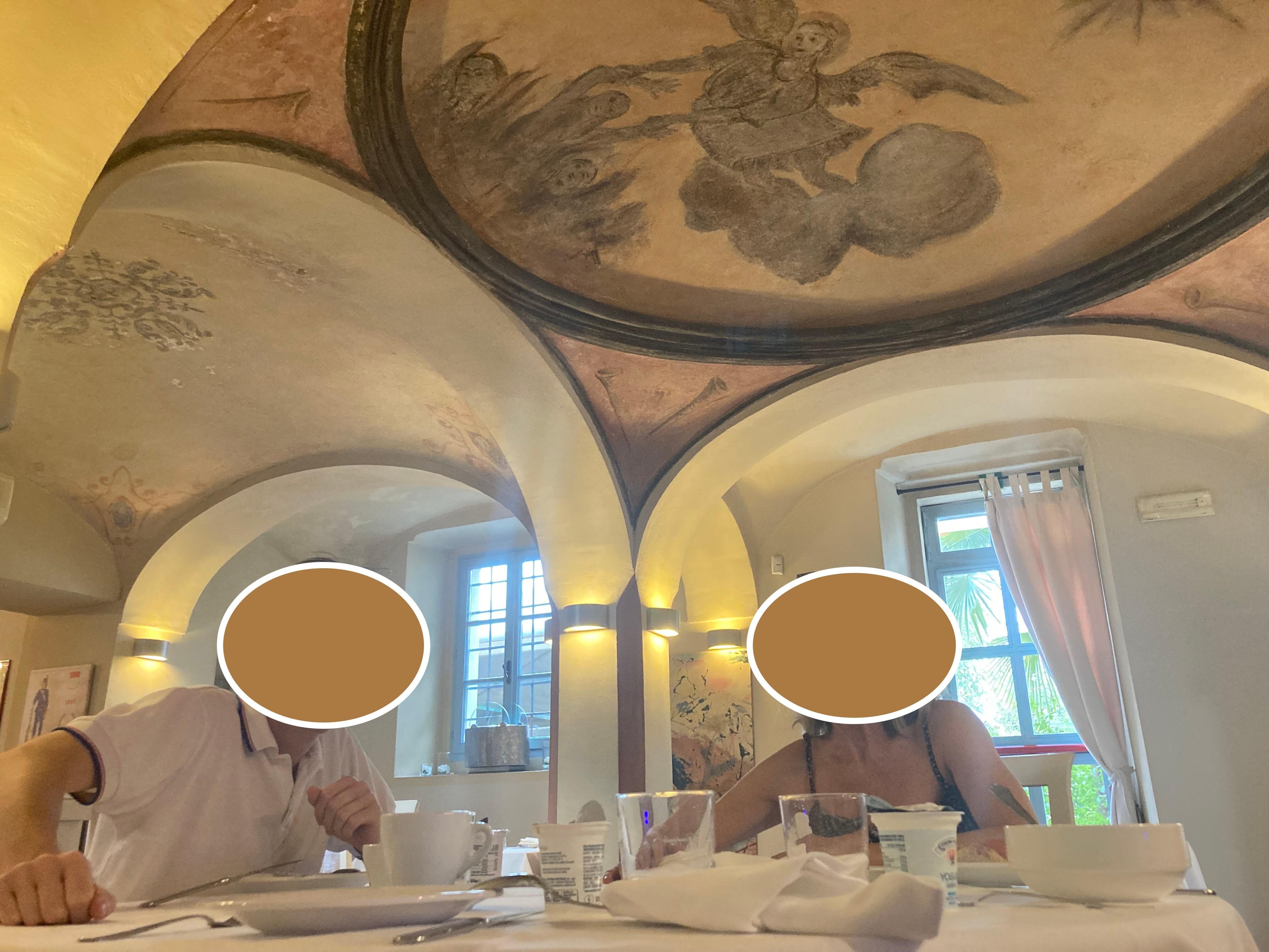 Salle de petit-déjeuner