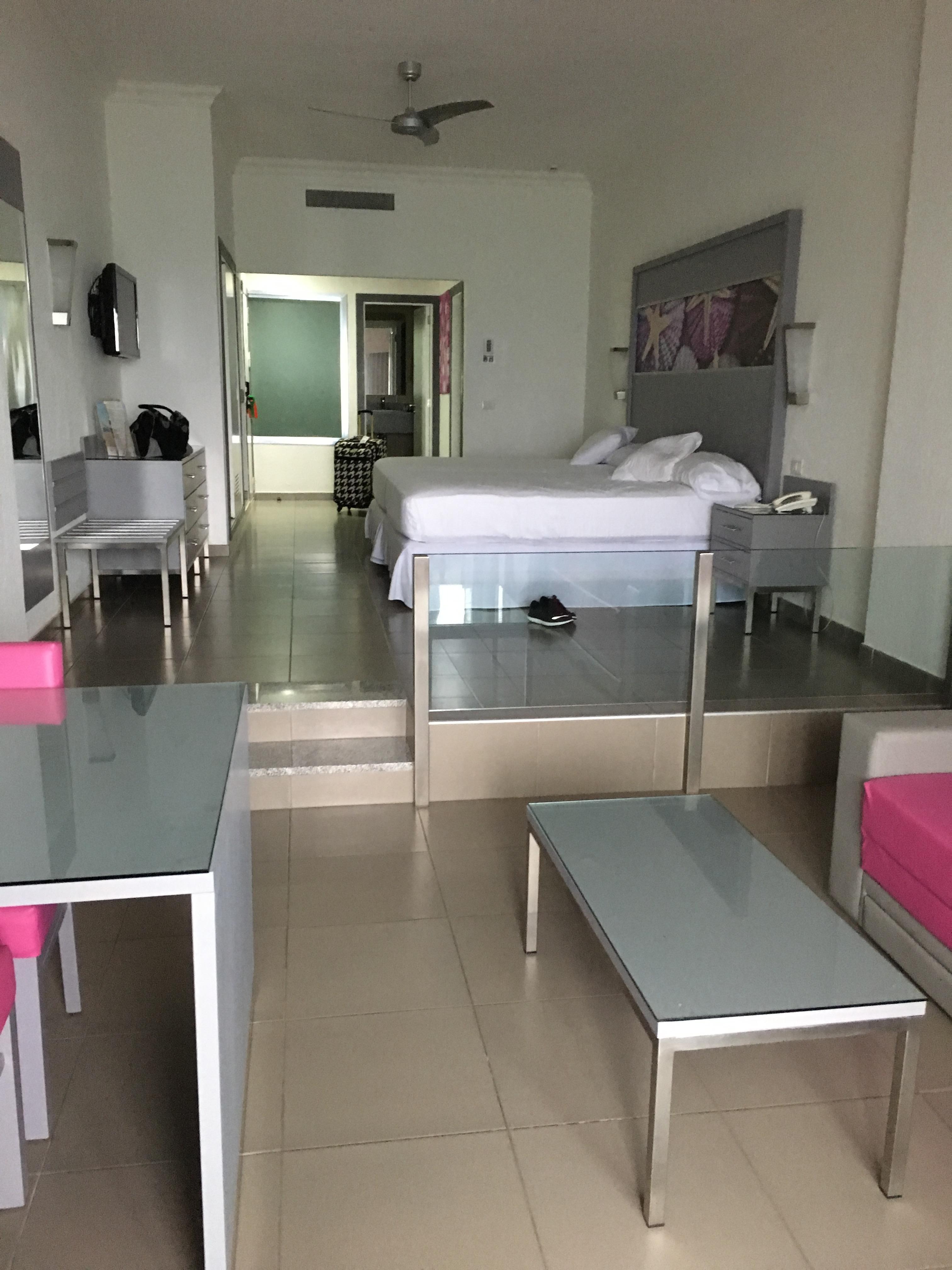 Jr suite
