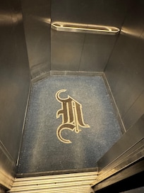 Extremely dusty and dirty elevators. In addition, very little signage on the 11th floor making it extremely difficult to locate assigned room.