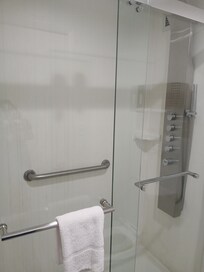 Multifunction shower was amazing!!!