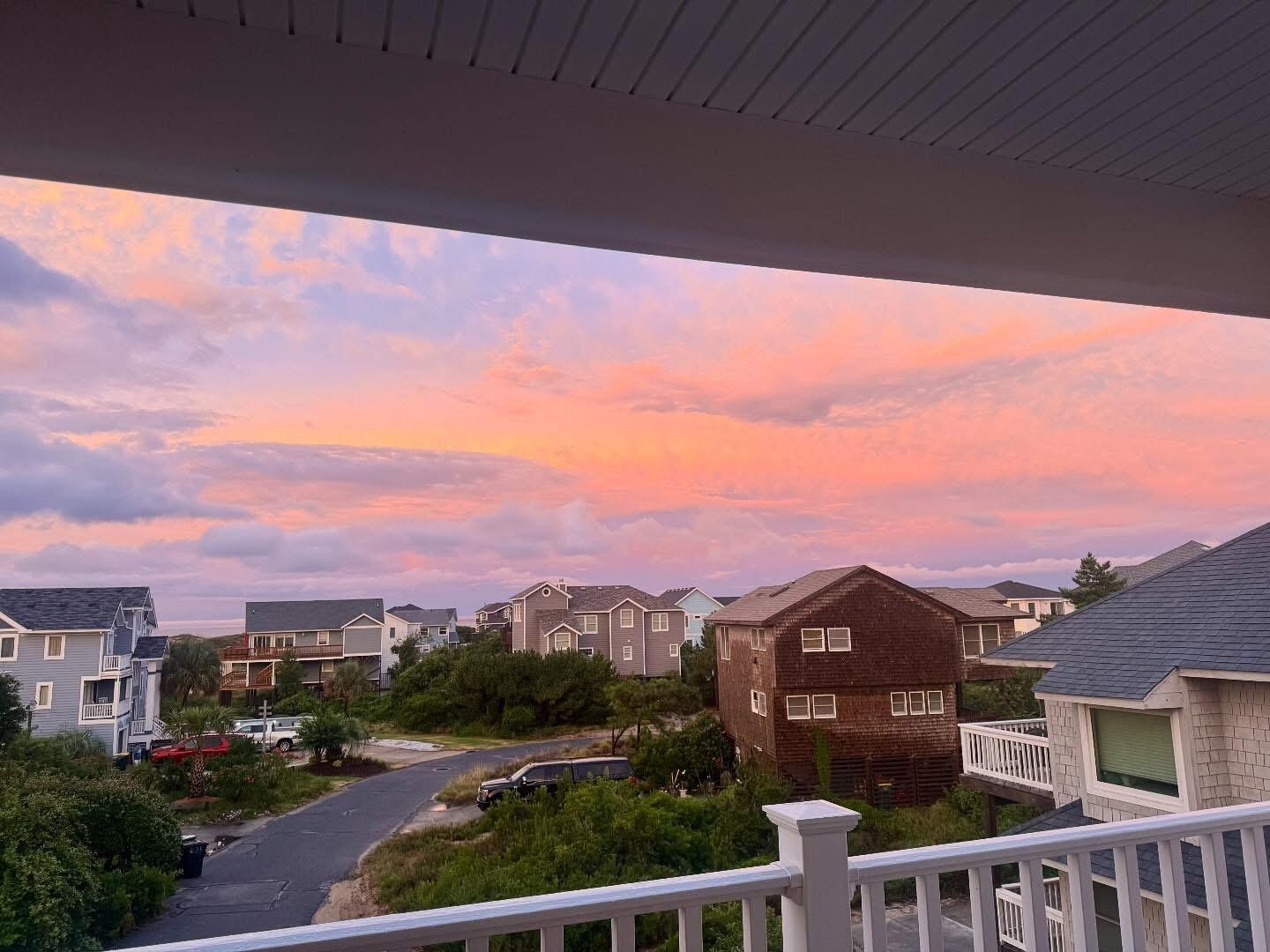 View from top balcony facing ocean!
