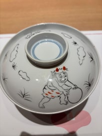 碗もの
オリジナルの器だそうです。