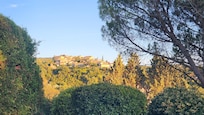 Vue de Grambois - piscine