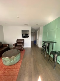 Comfortable living room. Also bedroom was very comfortable too. Bed, pillows and sheets were great