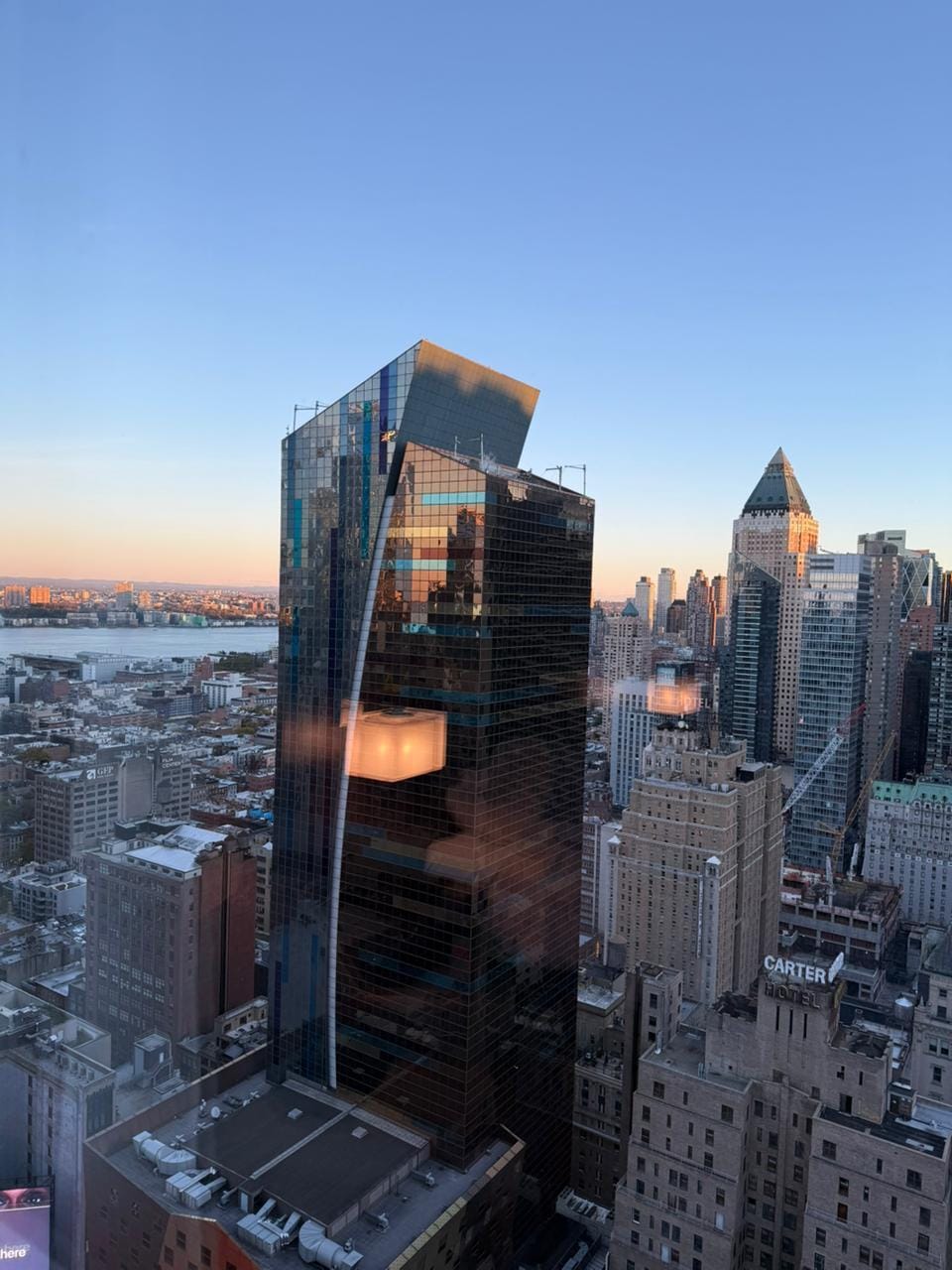 Vista do apartamento no 44° andar. 