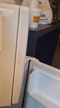 Unclean refrigerator