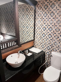 The open layout made the room seem spacious