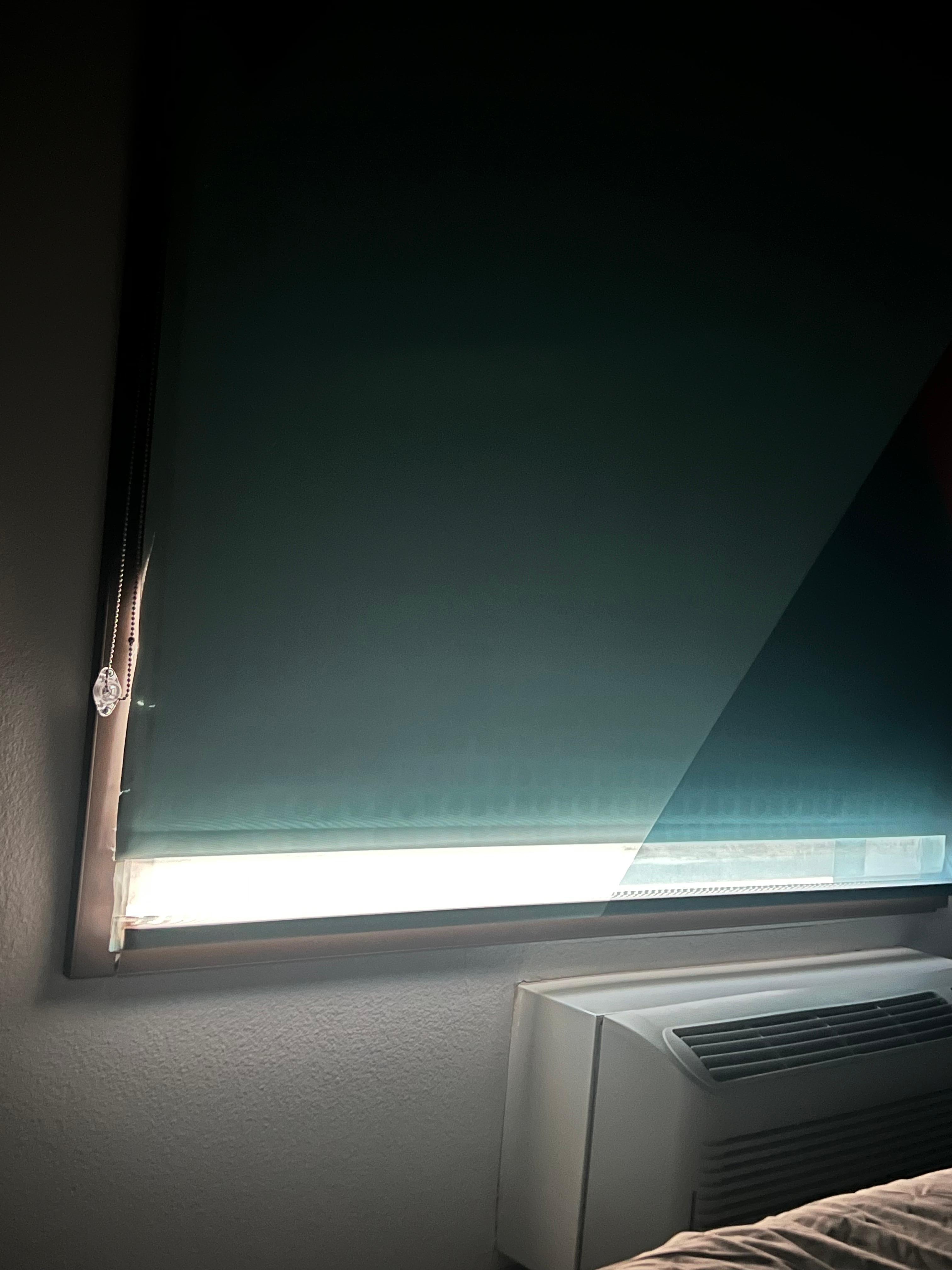 Broken blind that didn’t fully shut