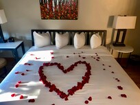 Honeymoon decor!