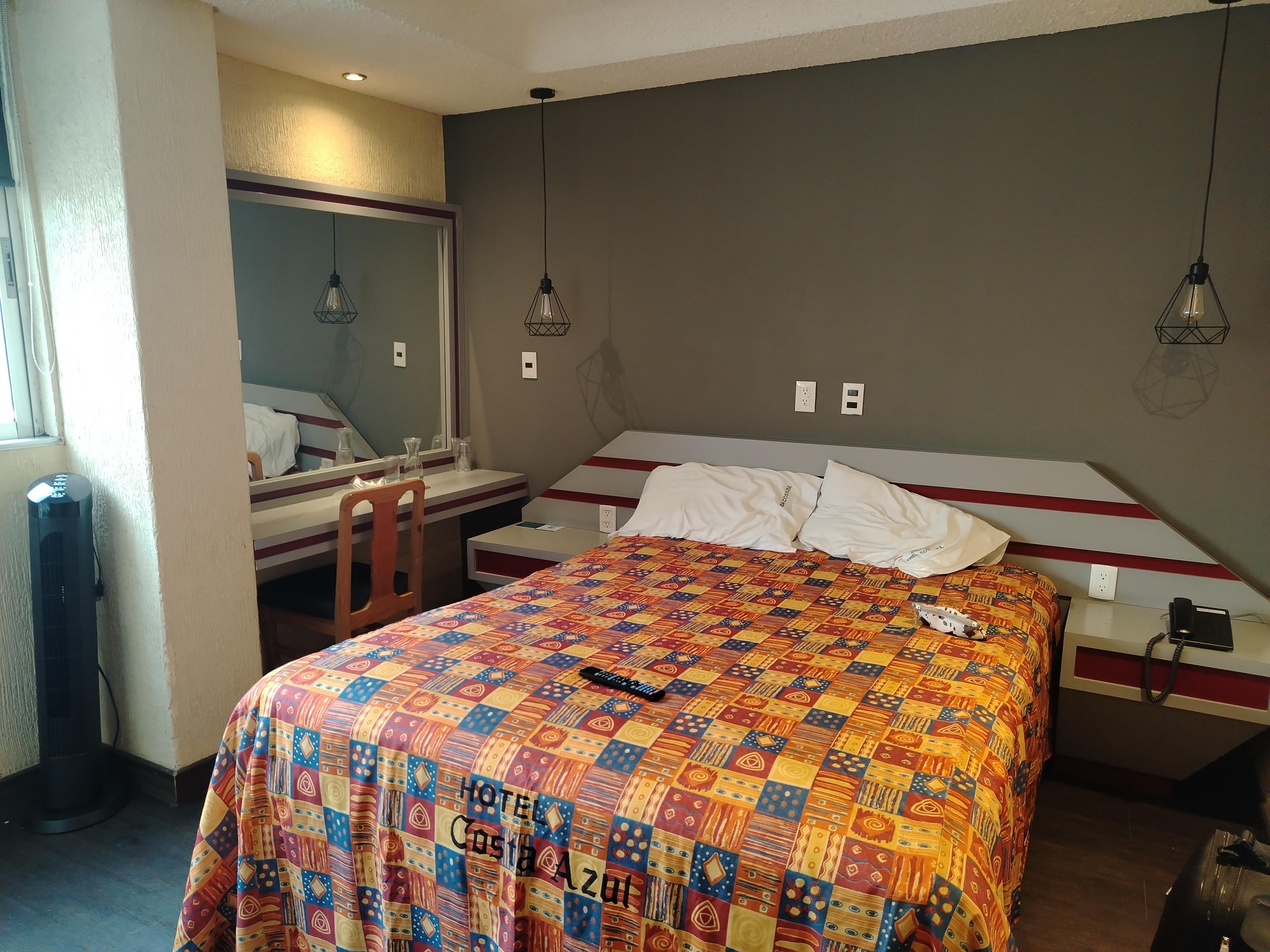 Ya lo desordenado fue por mi culpa, iba despertando, jaja