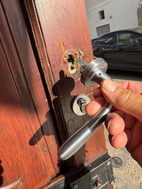 The whole accommodation is a disaster. The front door was unlockable from the inside as the door handle kept falling off.