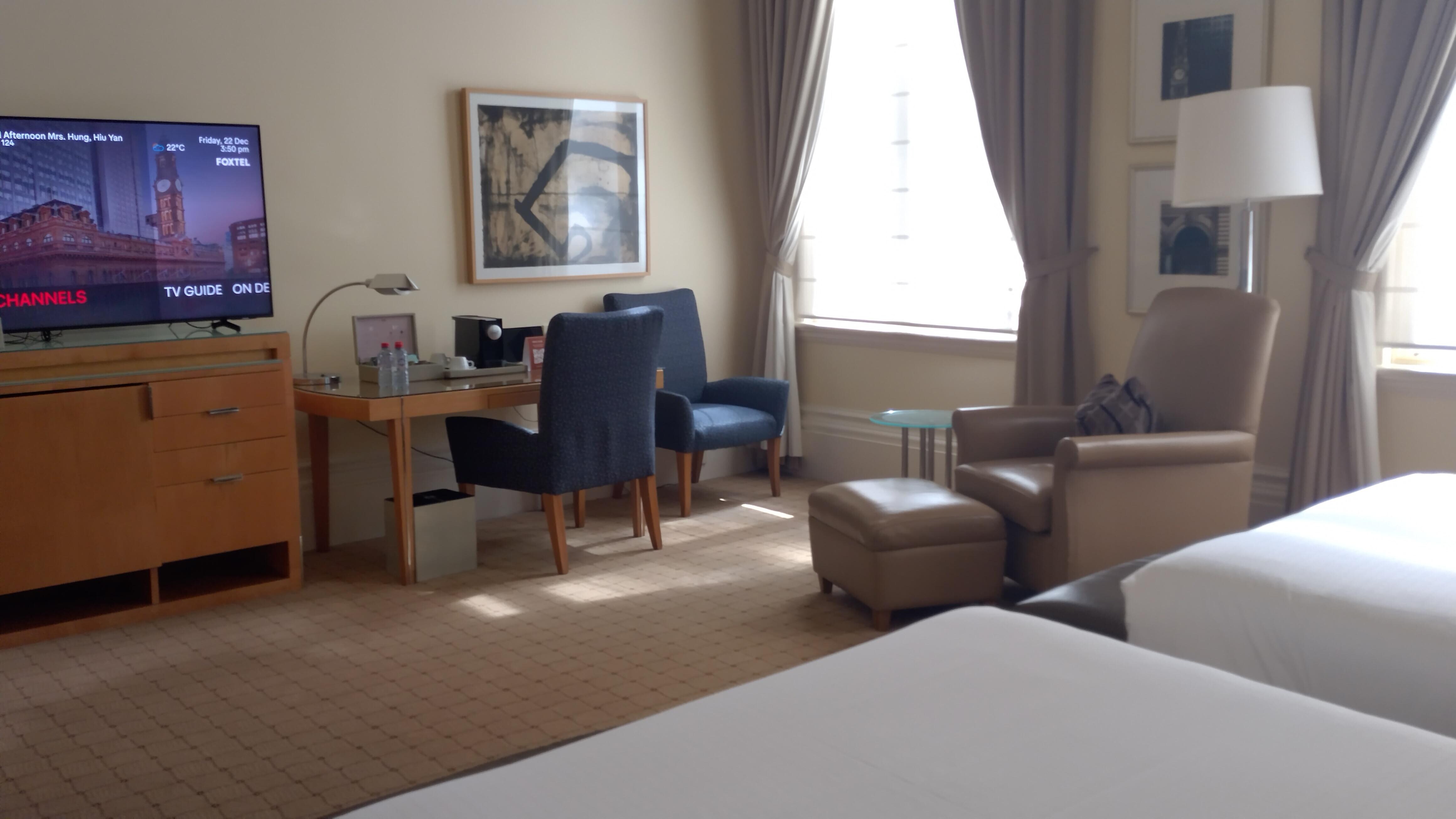 房間非常闊落  樓底極高