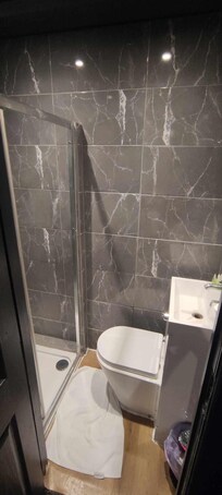 Small (smelly) bathroom