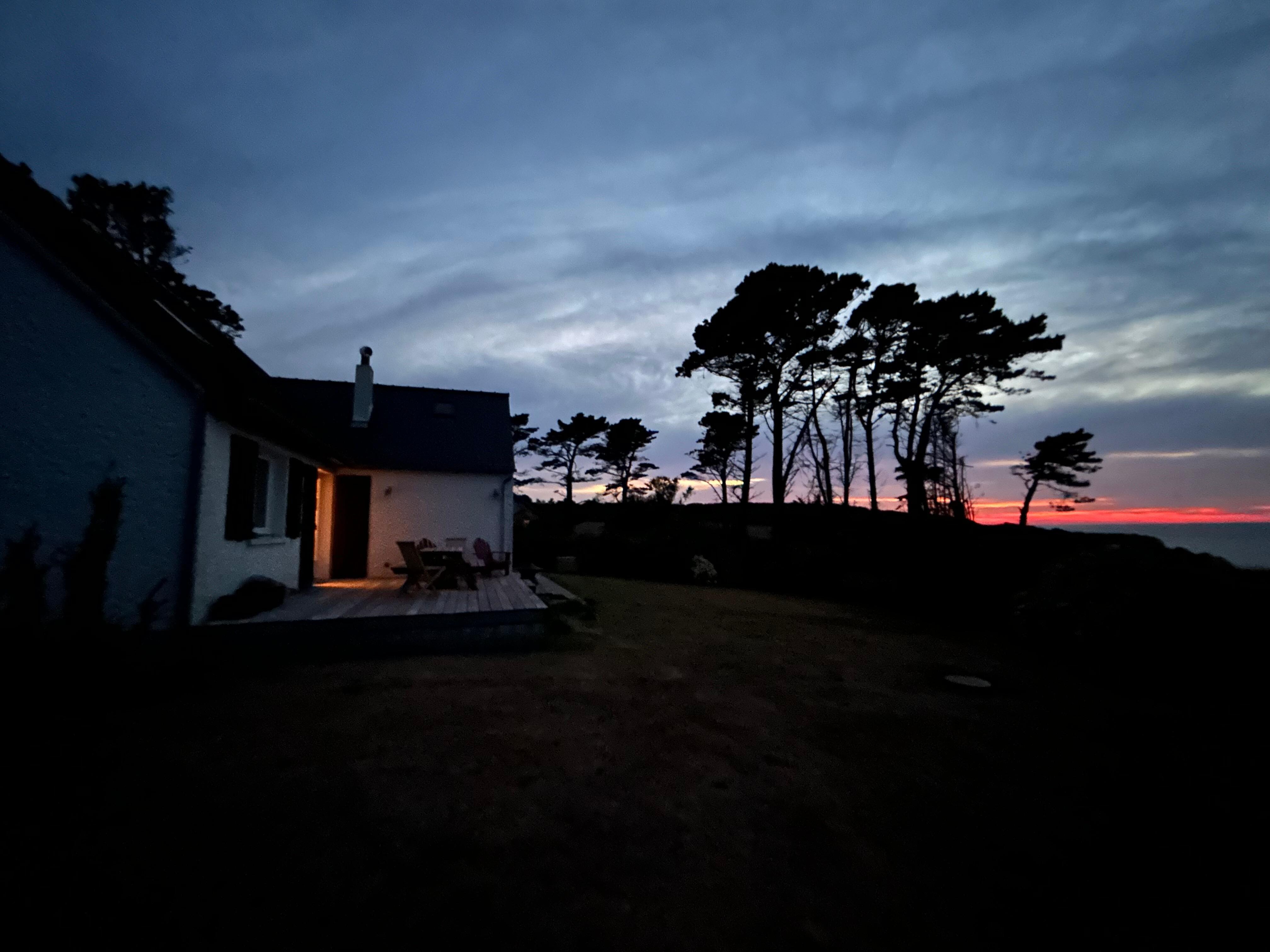 Das Haus im Abendrot