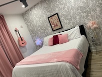Beautiful Dolly bedroom