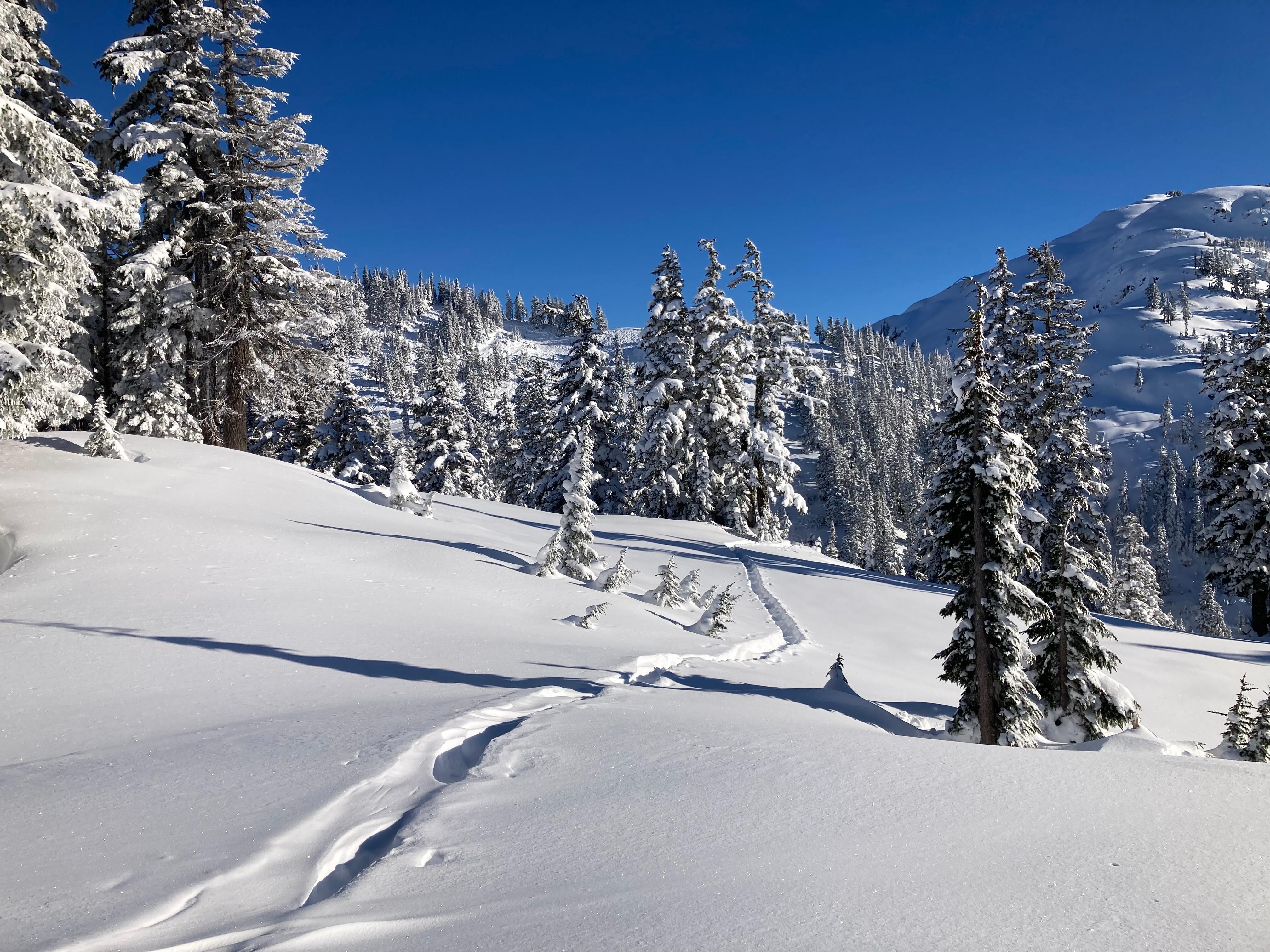Affordable hotel in town for Baker skiing 1.5 hours
