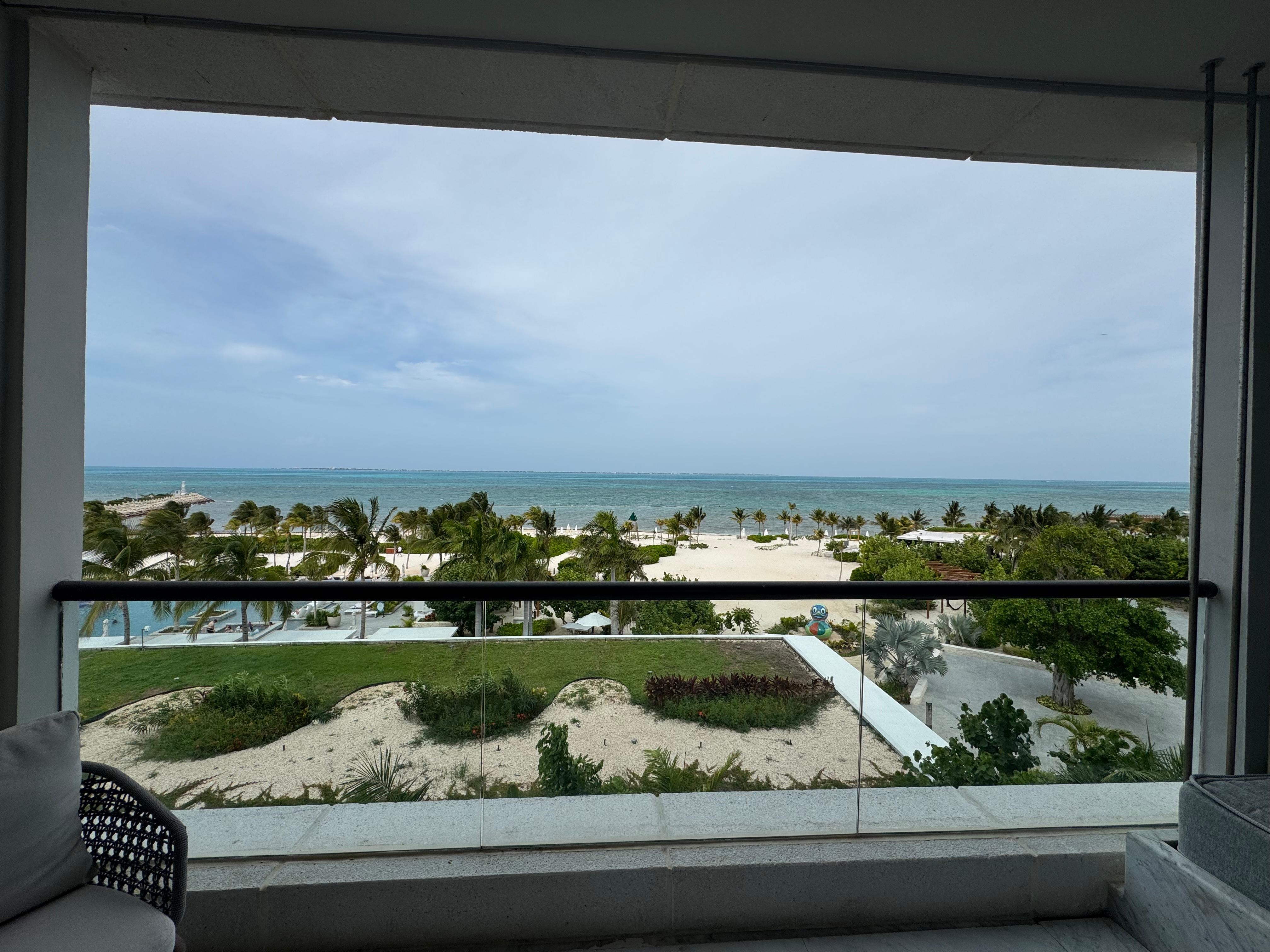 balcony