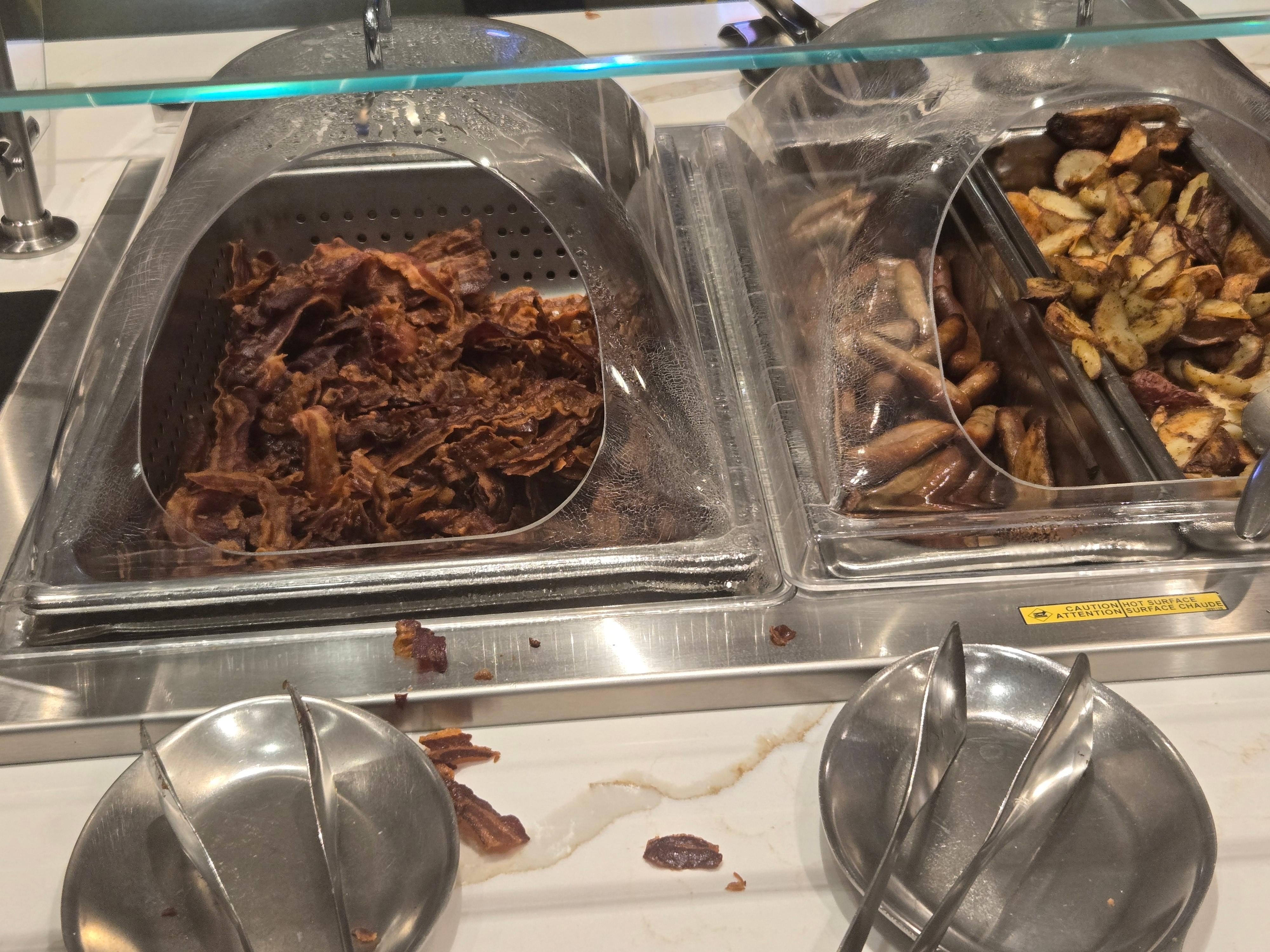 Breakfast buffet was delicious 😋 