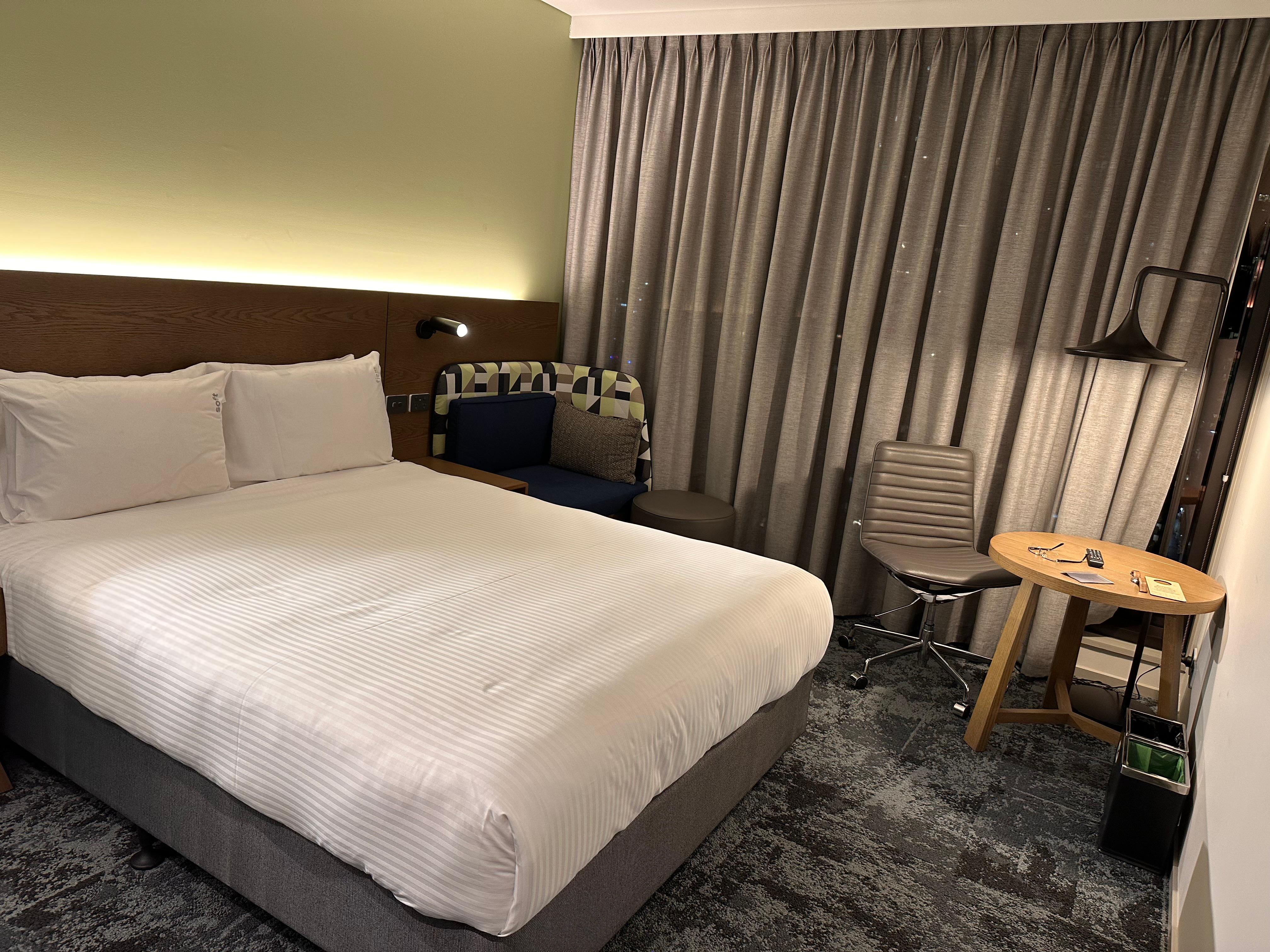 Beautifully decorated comfortable room with queen bed