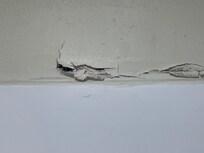 Wall around tub/shower
