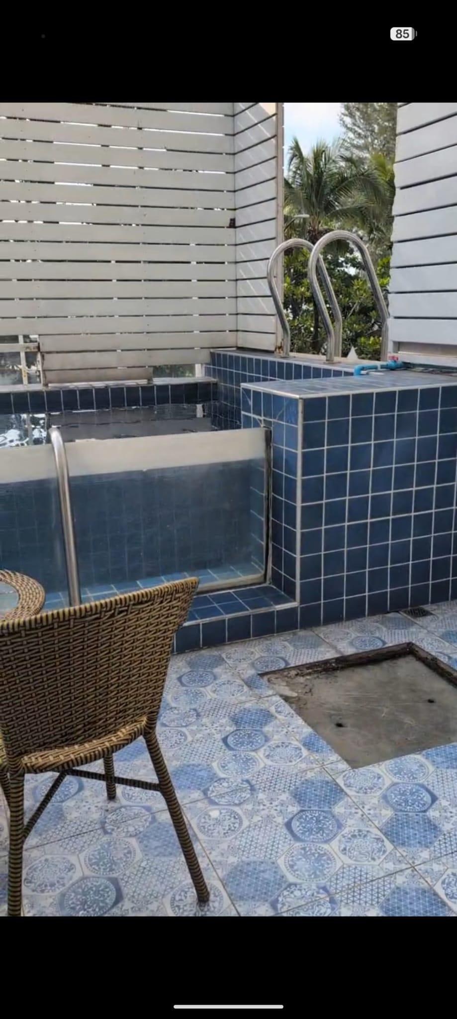 Accès piscine chambre de luxe 