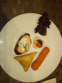 all the the food received in one day of club.