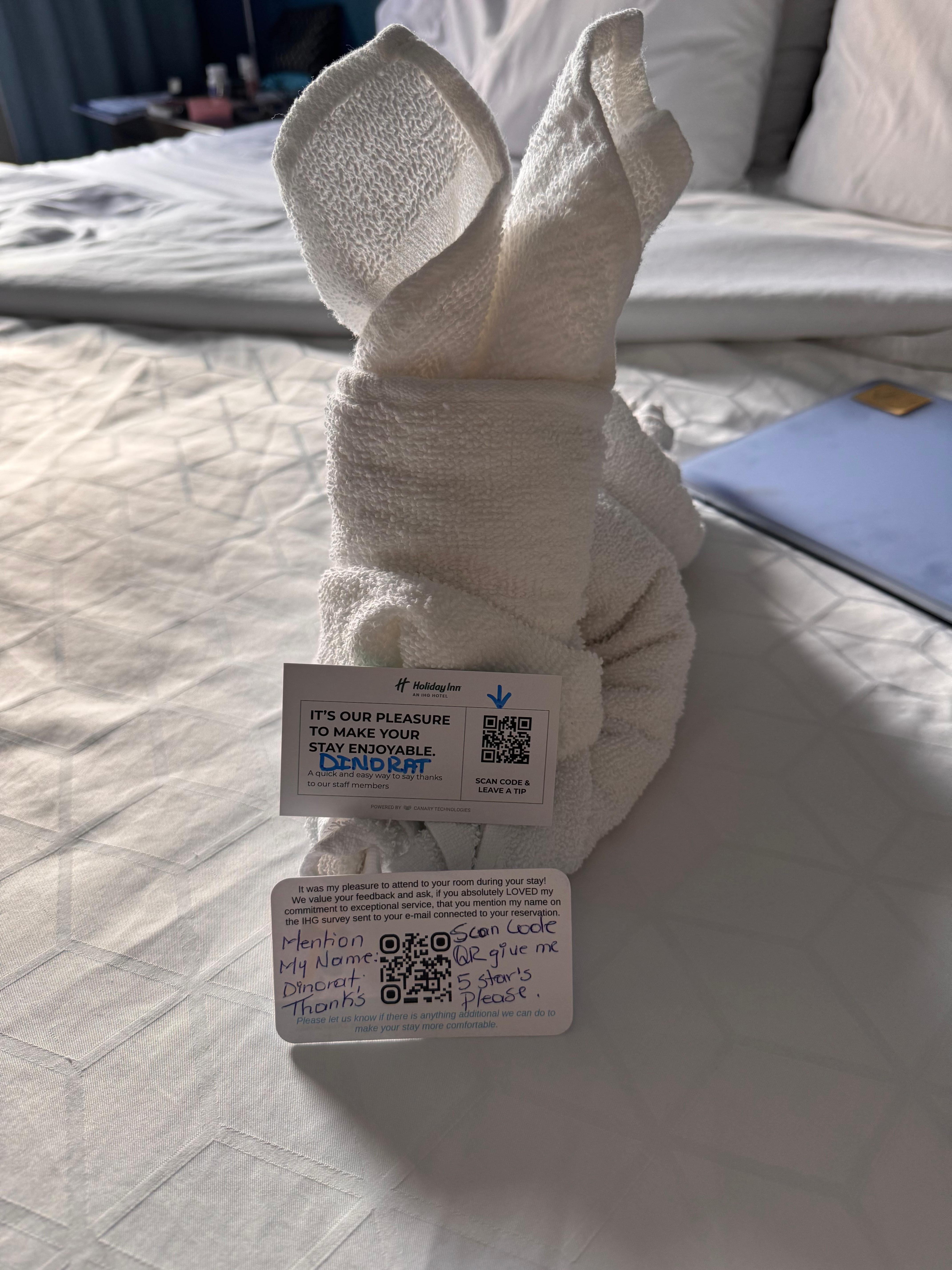 Bunny on the bed, complimentary from the staff, so cute! 