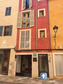 Entrance door