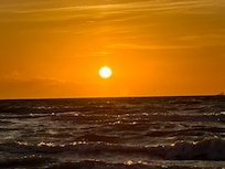 Wunderbar! Sonnenuntergang am Warnemünder Strand