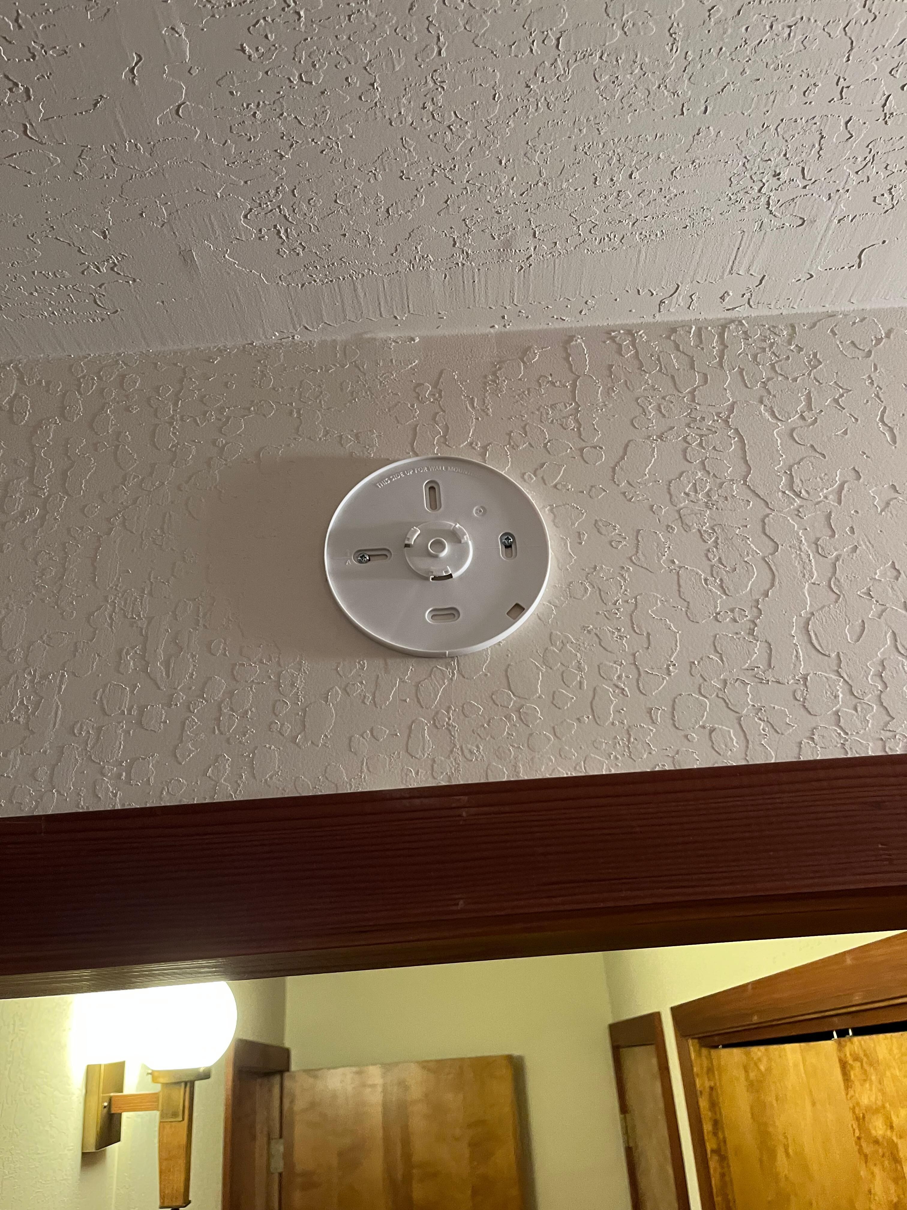 Missing smoke detector 