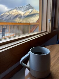 They offer warm drinks when you arrive. It was perfect!