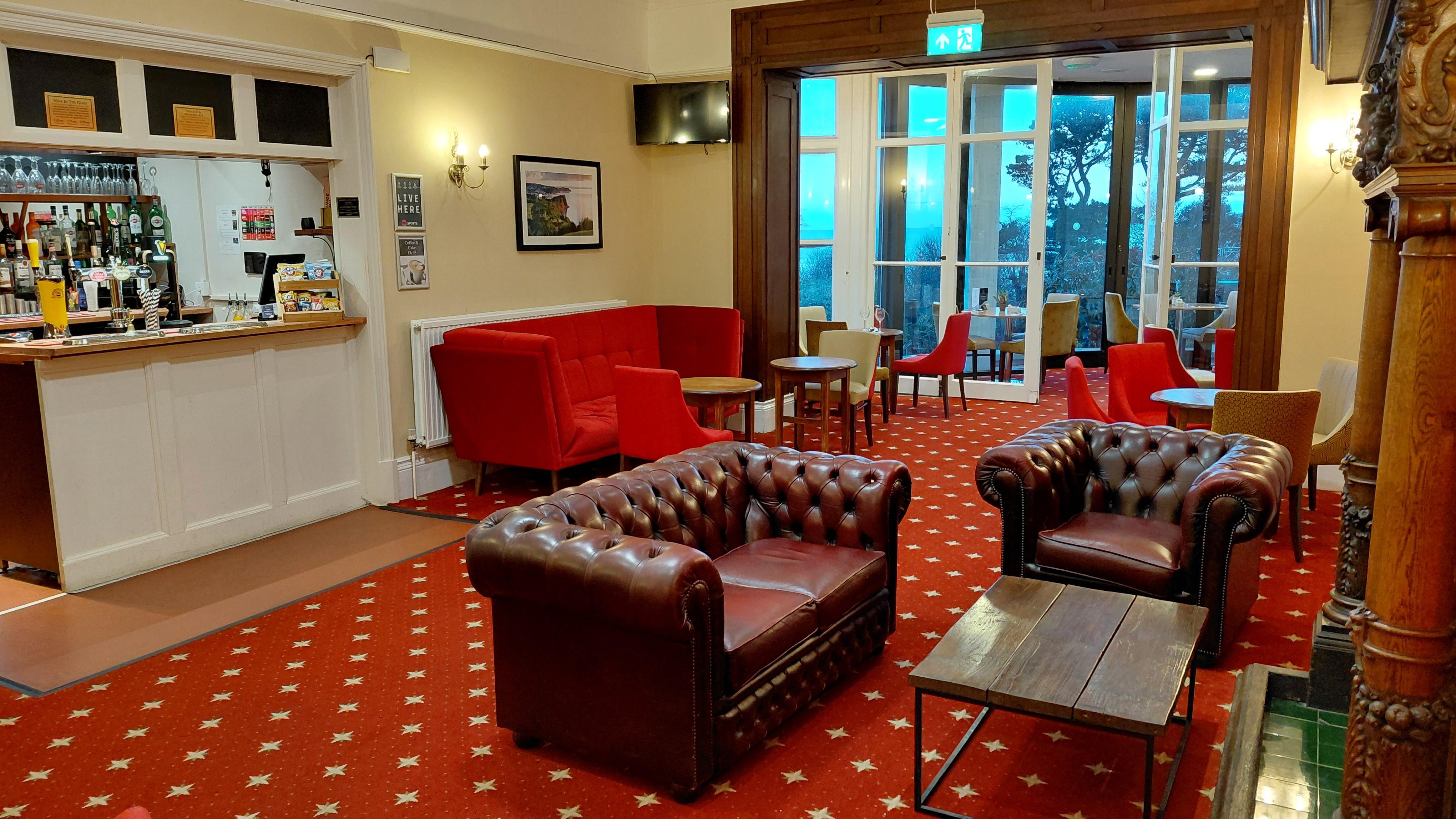 bar area, with large tv for TNT sports