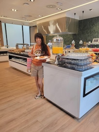 breakfast area