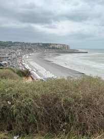 Vue de la falaise
Mers les bains