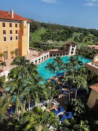 Nice pool - largest in continental US?