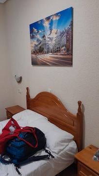 Une partie de la chambre.